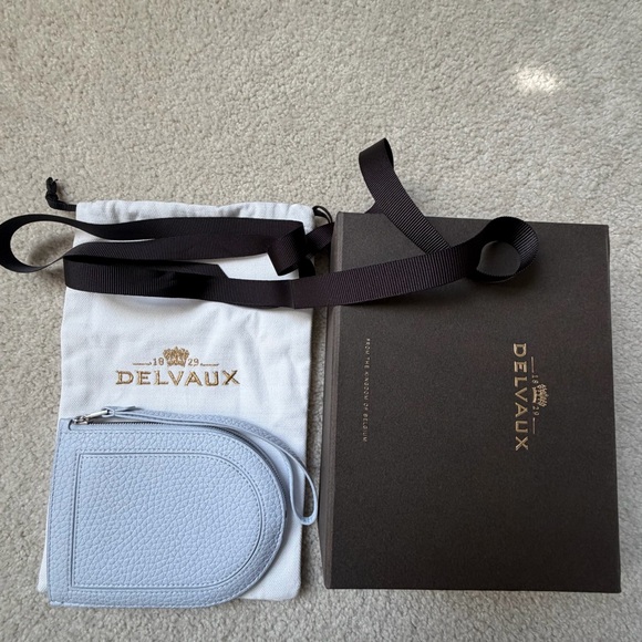 Delvaux Handbags - Delvaux Pin D Multifonctions light blue Card Holder, wristlet